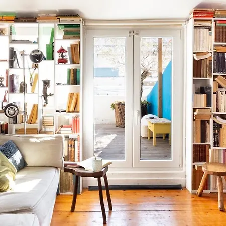 Plum Guide - By The Books شقة *